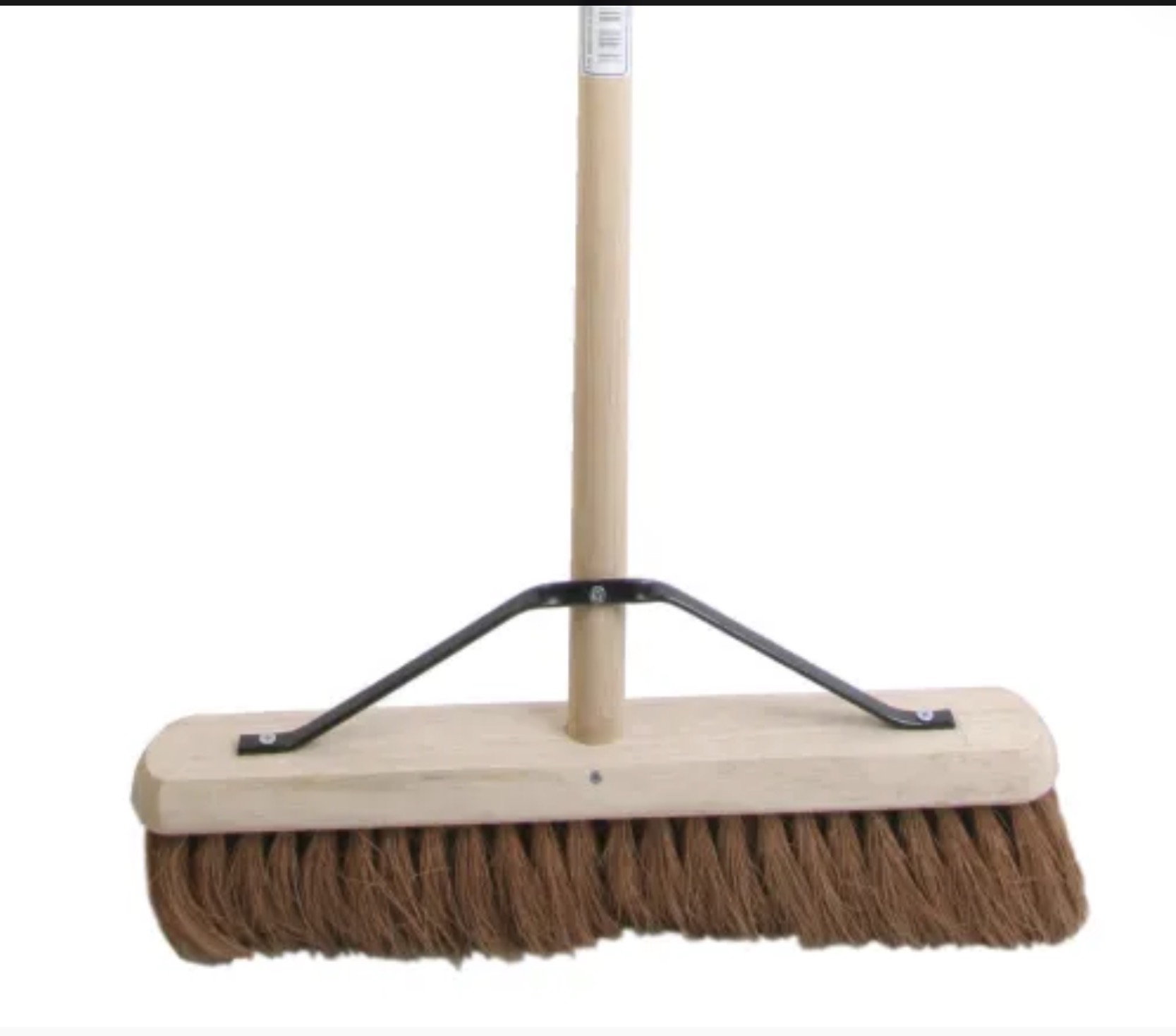 The Broom Soft Coco 450mm (18″) + Handle Stay comes equipped with a wooden handle, a durable metal stay for added support, and dense brown bristles, making it ideal for sweeping expansive surfaces like floors or pavements.